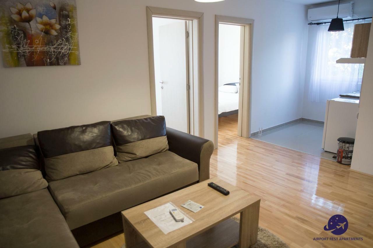 Airport Rest Apartments Belgrado Exterior foto